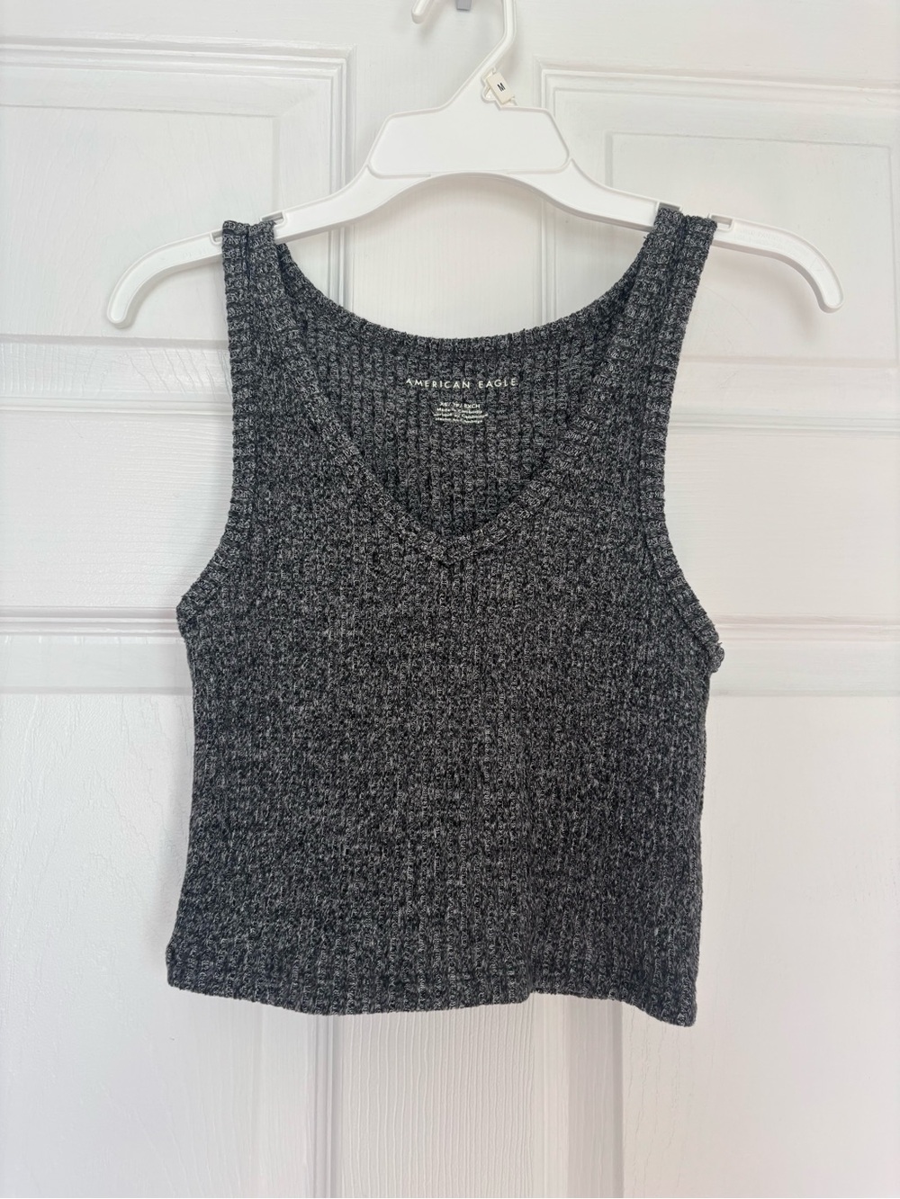 American Eagle V-Neck Crop Tank Top